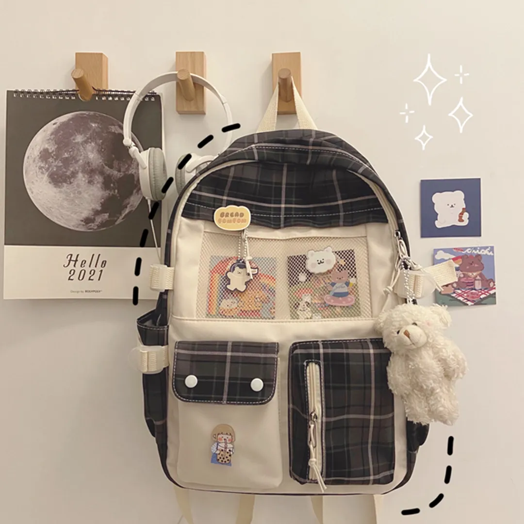 Carry Comfort and Cuteness: The Kawaii Multi-Pocket Backpack