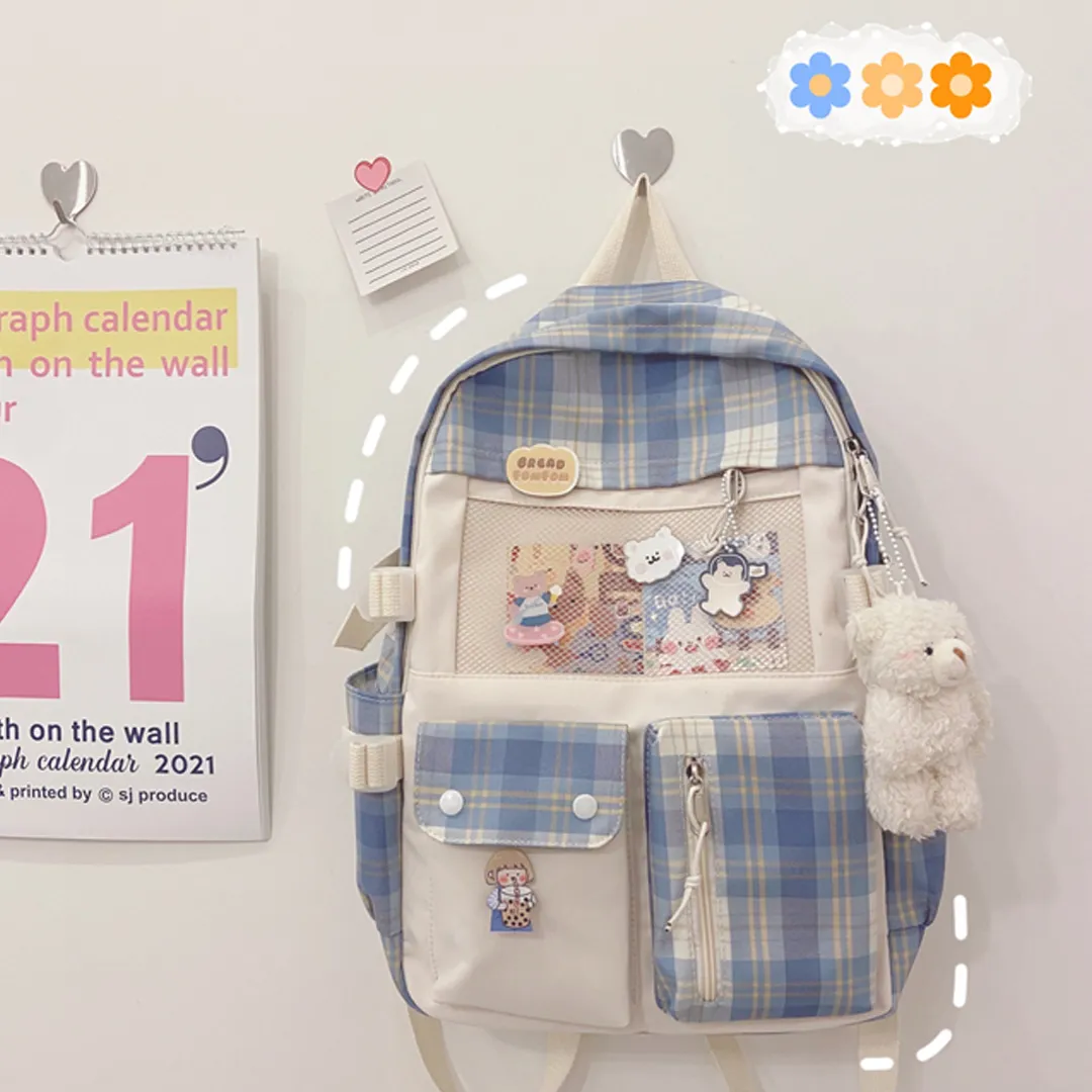 Carry Comfort and Cuteness: The Kawaii Multi-Pocket Backpack