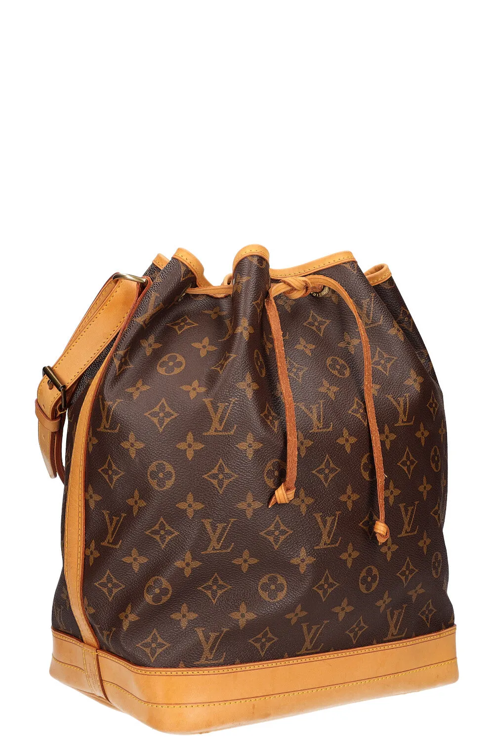 LOUIS VUITTON Grand Sac Noe Canvas