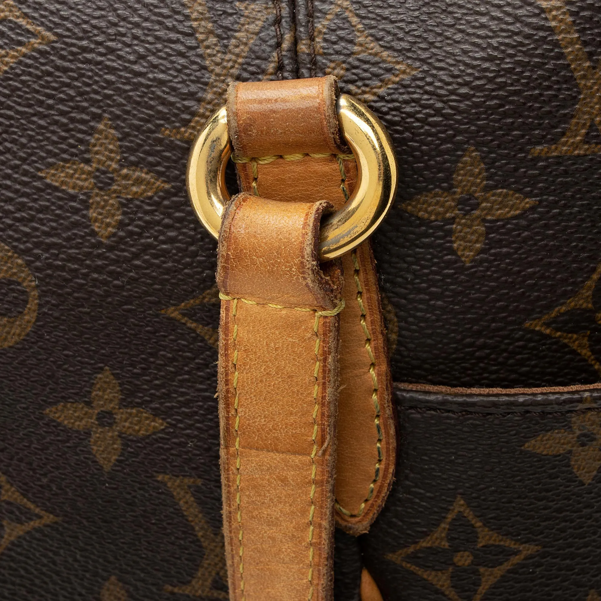 Louis Vuitton Monogram Canvas Totally MM Tote (SHF-7vne0i)